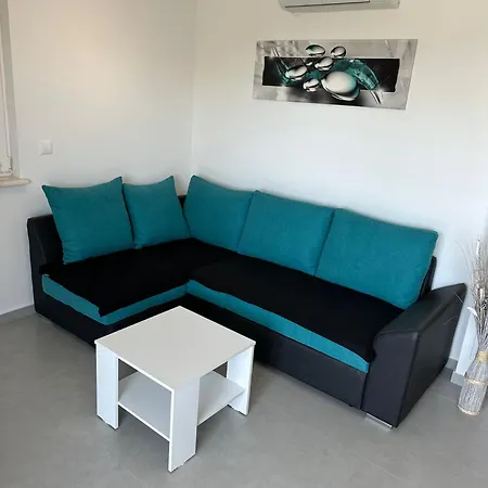 Apartman Laila * Ližnjan