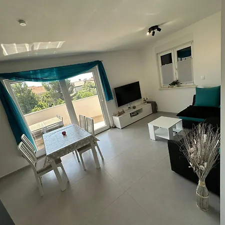 Apartman Laila * Ližnjan